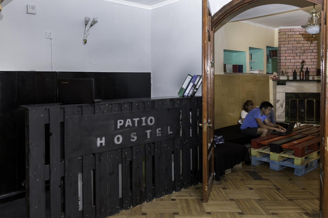 Patio Hostel Tbilisi Exterior foto
